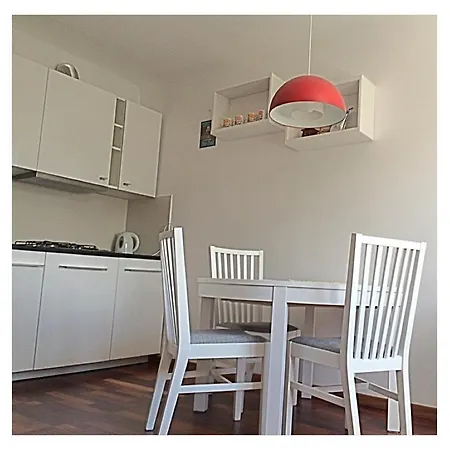 Apartment Studio Nowolipki 10 Warsaw